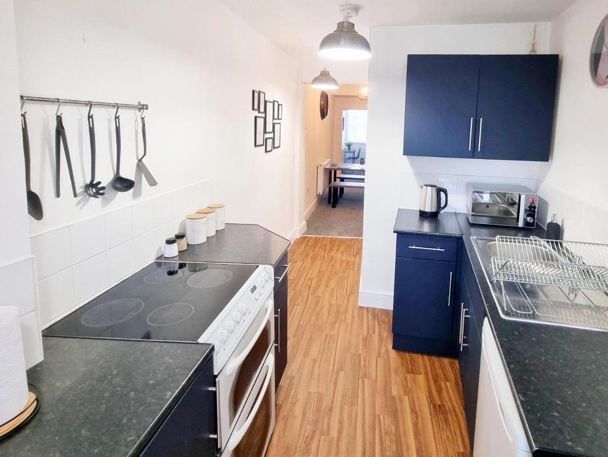 Stylish 2 Bed Apartment With Free Parking, Speed Wifi, Free Parking Colchester Extérieur photo
