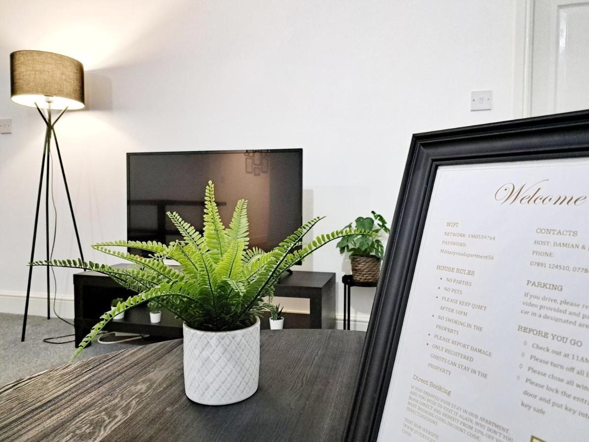 Stylish 2 Bed Apartment With Free Parking, Speed Wifi, Free Parking Colchester Extérieur photo